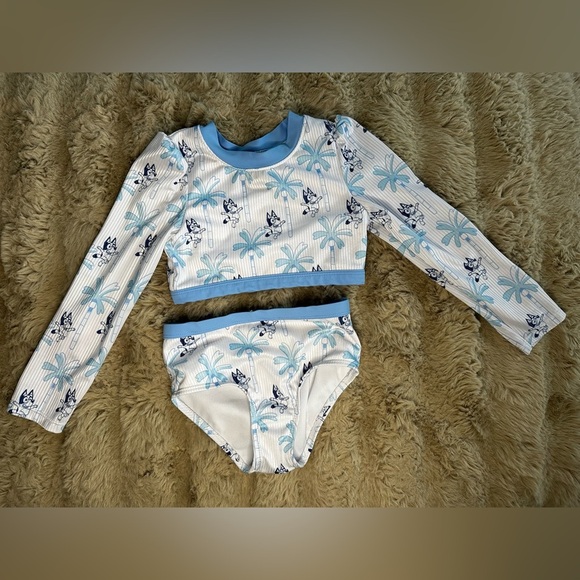 Toddler Girls Disney Bluey Long Sleeve Rash Guard Swim Suit Beach Set Size 5T - Picture 1 of 7